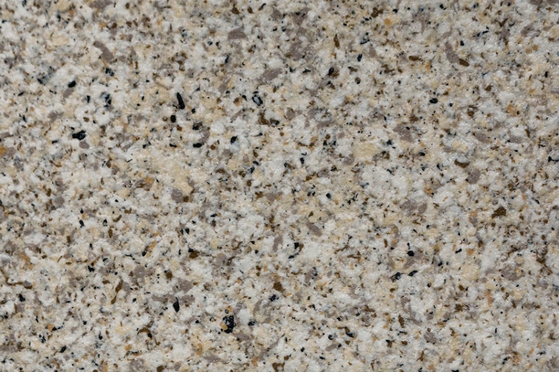 F607